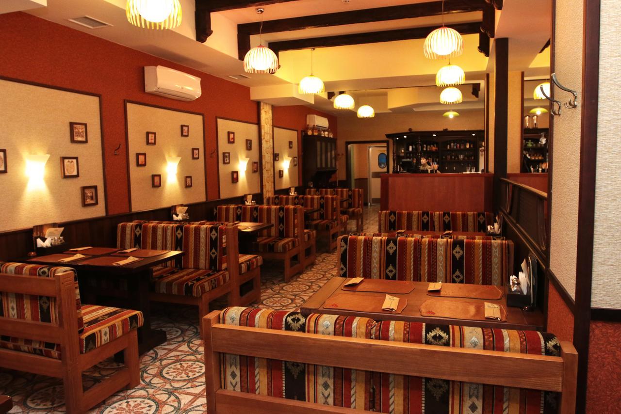 Hotel Lubenska Sloboda Olshanka Bagian luar foto